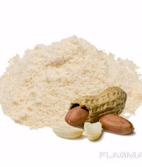Peanut flour